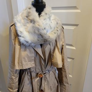 Catherine Melandrino neck warmer